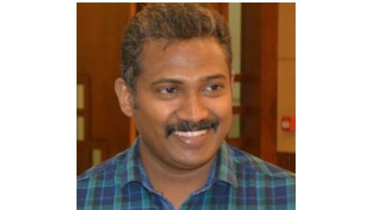 പ്രവാസി മലയാളി യുവാവ് വാഹനാപകടത്തില് മരിച്ചു പ്രവാസി മലയാളി യുവാവ് വാഹനാപകടത്തില് മരിച്ചു