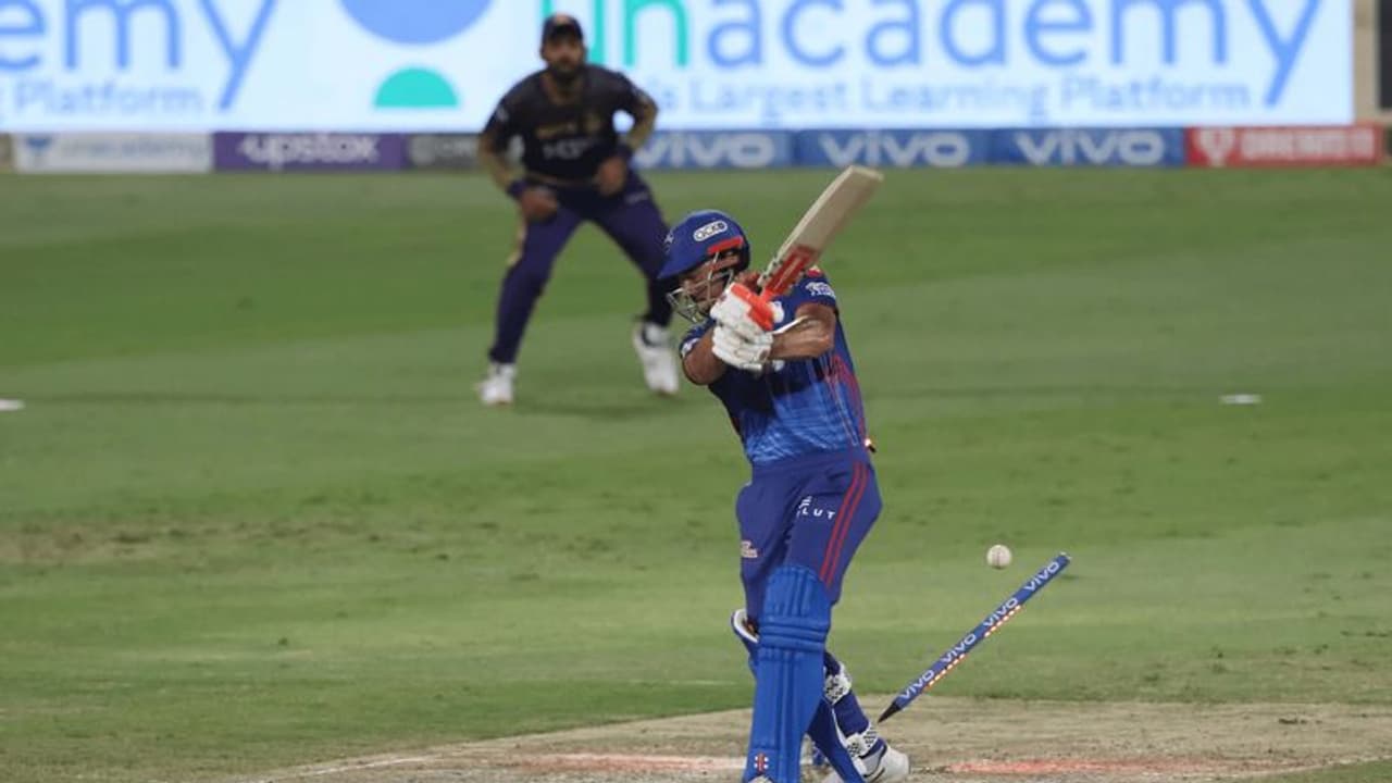 IPL2021 KKR vs DC: తుస్సుమనిపించిన ఢిల్లీ క్యాపిటల్స్... కేకేఆర్ ముందు ఈజీ టార్గెట్... IPL2021 KKR vs DC: తుస్సుమనిపించిన ఢిల్లీ క్యాపిటల్స్... కేకేఆర్ ముందు ఈజీ టార్గెట్...