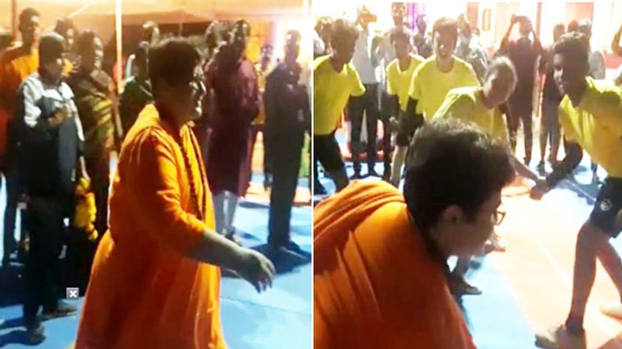 BJP सांसद प्रज्ञा का अनोखा अंदाज, खेल रहीं कबड्डी तो कर रहीं डांस..कांग्रेस ने कहा अब बीमार नहीं साध्वी