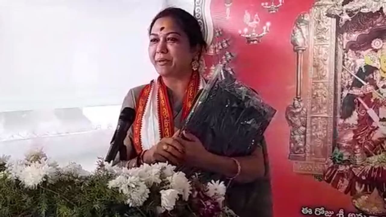 రాత్రి గెలిచాము ఉదయానికి ఓడిపోయాం.. ఏం జరిగిందో: బెజవాడలో హేమ వ్యాఖ్యలు