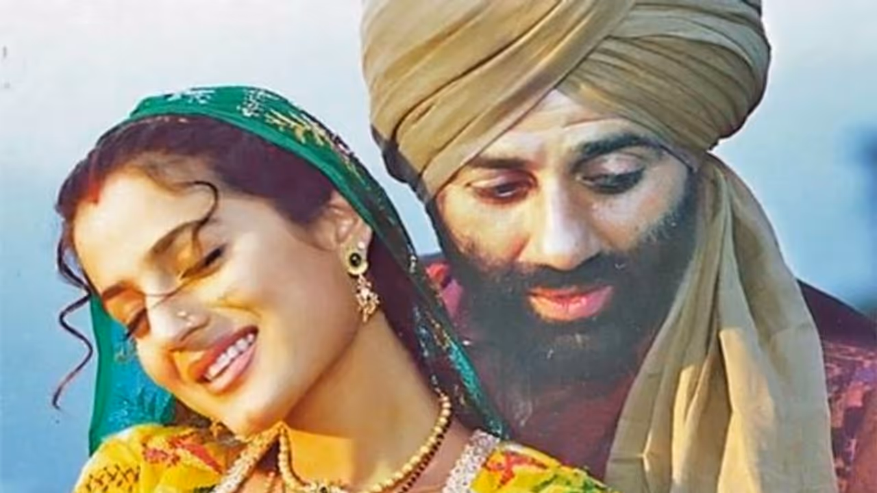 तारा सिंह की दहाड़ से एक बार फिर थर्राएगा पाकिस्तान, गदर 2 को लेकर सनी देओल इस दिन करने वाले हैं बड़ा ऐलान तारा सिंह की दहाड़ से एक बार फिर थर्राएगा पाकिस्तान, गदर 2 को लेकर सनी देओल इस दिन करने वाले हैं बड़ा ऐलान