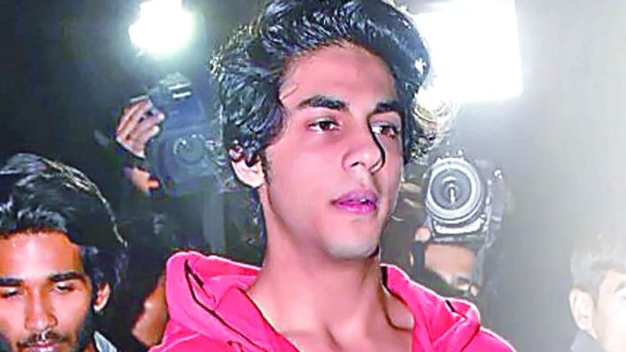 No Bail: নিয়মিত মাদক নিতেন, আরিয়ানের জামিন মামলায় সওয়াল NCB র, পরবর্তী শুনানি বুধবার No Bail: নিয়মিত মাদক নিতেন, আরিয়ানের জামিন মামলায় সওয়াল NCB র, পরবর্তী শুনানি বুধবার