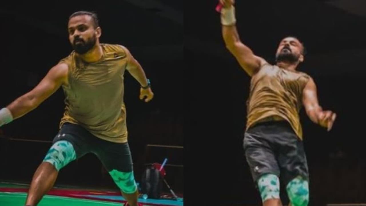 ഷൂട്ടിംഗ് ഇടവേളയില് ബാഡ്മിന്റണ്, ഫോട്ടോ പങ്കുവെച്ച് കുഞ്ചാക്കോ ബോബൻ ഷൂട്ടിംഗ് ഇടവേളയില് ബാഡ്മിന്റണ്, ഫോട്ടോ പങ്കുവെച്ച് കുഞ്ചാക്കോ ബോബൻ