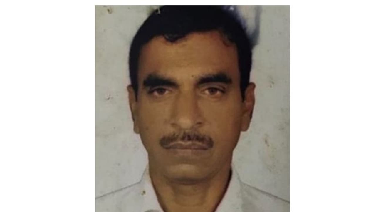 പ്രവാസി മലയാളി ഹൃദയാഘാതം മൂലം മരിച്ചു പ്രവാസി മലയാളി ഹൃദയാഘാതം മൂലം മരിച്ചു