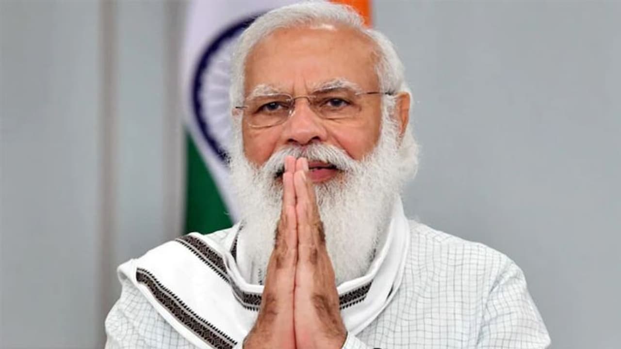 മോദി നിരക്ഷരനെന്ന് കർണാടക കോൺഗ്രസ് ട്വീറ്റ്, പിന്നാലെ പിൻവലിച്ച് ഖേദ പ്രകടനം