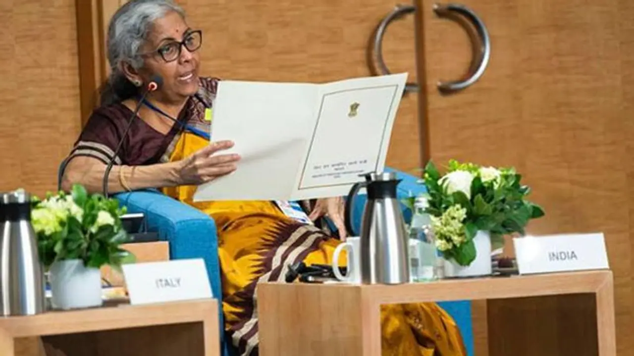 US में IMFC की मीटिंग में वित्तमंत्री ने Corona वैक्सीनेशन में पिछड़े गरीब देशों को लेकर फिक्र जताई US में IMFC की मीटिंग में वित्तमंत्री ने Corona वैक्सीनेशन में पिछड़े गरीब देशों को लेकर फिक्र जताई