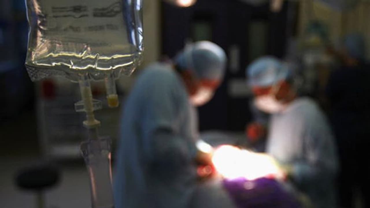 ಹೊಟ್ಟೆ ಕೊಯ್ದು ಹಾಗೆ ಬಿಟ್ಟ ವೈದ್ಯ, ದಾವಣಗೆರೆ ಡಾಕ್ಟರ್ ಯಡವಟ್ಟಿಗೆ ವೃದ್ಧೆ ನರಳಾಟ