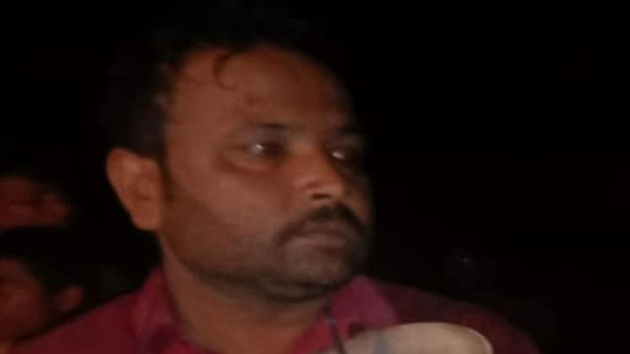 अजब प्रेम का गजब अंजाम : रात के अंधेरे में प्रेमिका से मिलने काट देता था पूरे गांव की बिजली, जब पोल खुली तब..