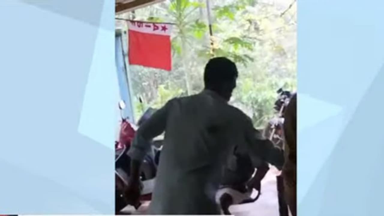 സ്കൂളിലെ കസേരകൾ വലിച്ചെറിഞ്ഞ പഞ്ചായത്ത് അംഗത്തിനെതിരെ കേസ്