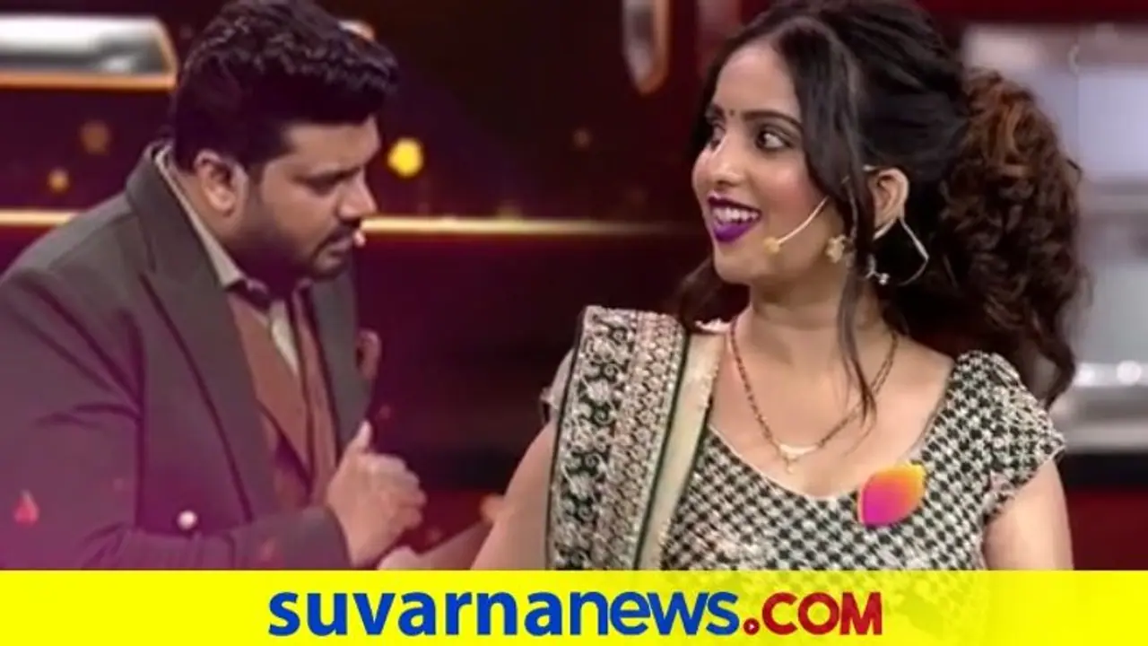 ಡ್ರೆಸ್ ಭಾರ ಕೇಳಿದ್ದಕ್ಕೆ ಎತ್ತಿ ನೋಡಿ ಎಂದ ನಿವೇದಿತಾ..! ಚಂದನ್ ರಿಯಾಕ್ಷನ್ ಹೀಗಿತ್ತು ಡ್ರೆಸ್ ಭಾರ ಕೇಳಿದ್ದಕ್ಕೆ ಎತ್ತಿ ನೋಡಿ ಎಂದ ನಿವೇದಿತಾ..! ಚಂದನ್ ರಿಯಾಕ್ಷನ್ ಹೀಗಿತ್ತು