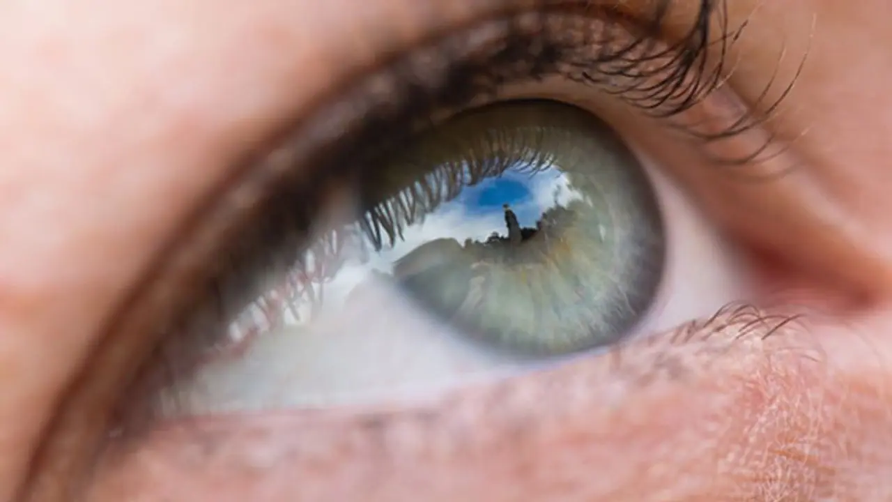 Daily habits that can affect your eyesight 