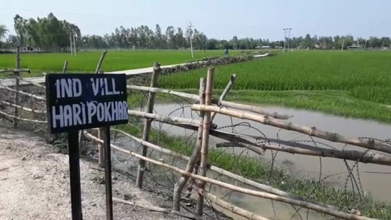 দেশের নিরাপত্তা জোরদার করতে বাড়তি ক্ষমতা বিএসএফকে, মিটবে অনুপ্রবেশের সমস্যা, দাবি সুকান্তর দেশের নিরাপত্তা জোরদার করতে বাড়তি ক্ষমতা বিএসএফকে, মিটবে অনুপ্রবেশের সমস্যা, দাবি সুকান্তর