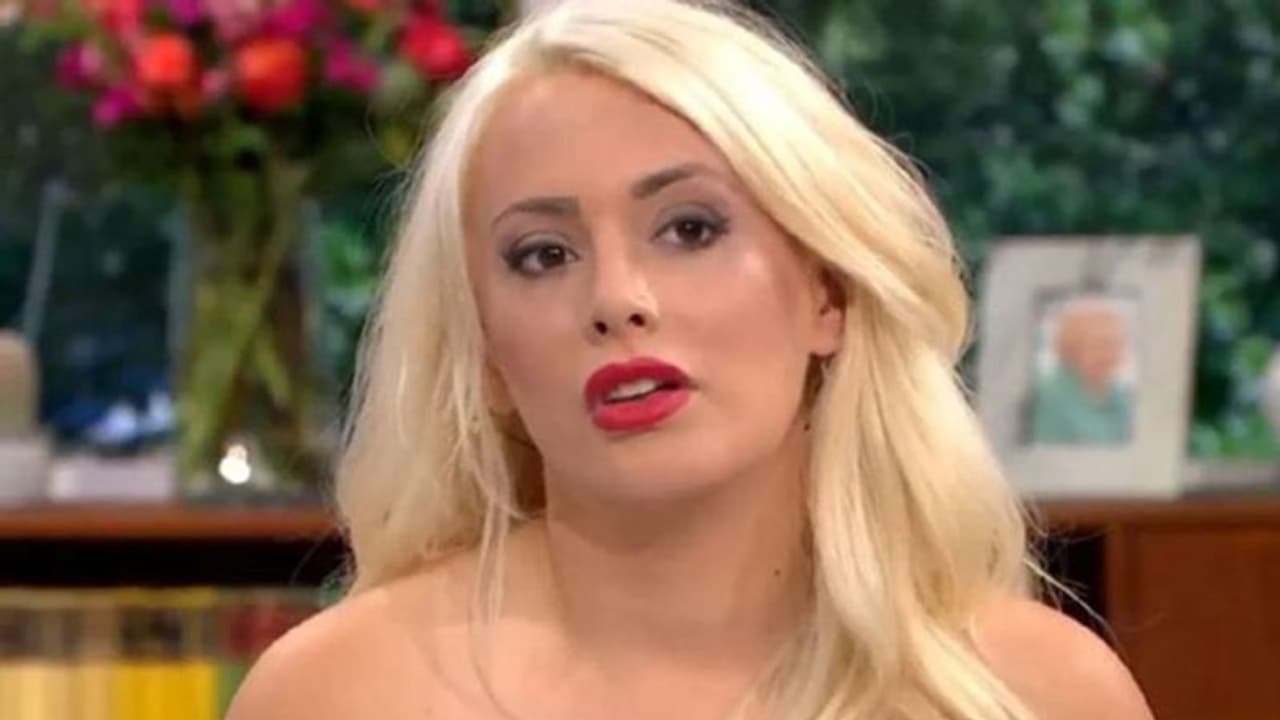 'ಪಿಎಂ ಆದ್ರೂ ಟಾಪ್ಲೆಸ್ ಆಗಿರ್ತೀನಿ, ಬೋರಿಸ್ ಜಾನ್ಸನ್ಗಿಂತ ಹೆಚ್ಚು ಪಾಲಿಟಿಕ್ಸ್ ಗೊತ್ತು' 'ಪಿಎಂ ಆದ್ರೂ ಟಾಪ್ಲೆಸ್ ಆಗಿರ್ತೀನಿ, ಬೋರಿಸ್ ಜಾನ್ಸನ್ಗಿಂತ ಹೆಚ್ಚು ಪಾಲಿಟಿಕ್ಸ್ ಗೊತ್ತು'