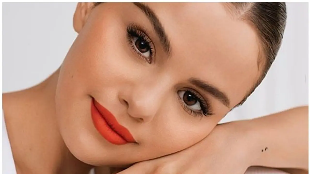 Skin Care Tips : ചർമ്മത്തെ ആരോ​ഗ്യത്തോടെ നിലനിർത്താൻ വേണ്ട പ്രധാനപ്പെട്ട അഞ്ച് പോഷകങ്ങൾ 