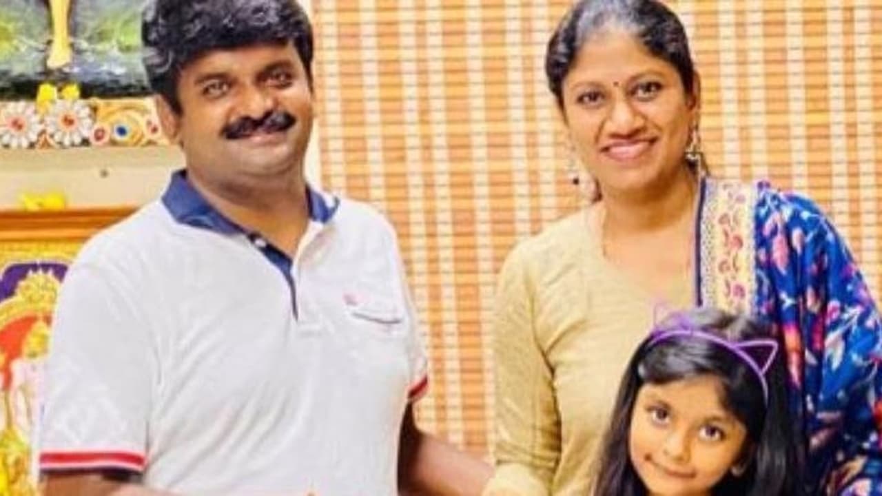 அமைச்சராக இருந்த 5 ஆண்டில் 60 கோடி சொத்து குவிப்பு.. மாஜி அமைச்சர் விஜயபாஸ்கர், மனைவி மீது FIR. அமைச்சராக இருந்த 5 ஆண்டில் 60 கோடி சொத்து குவிப்பு.. மாஜி அமைச்சர் விஜயபாஸ்கர், மனைவி மீது FIR.