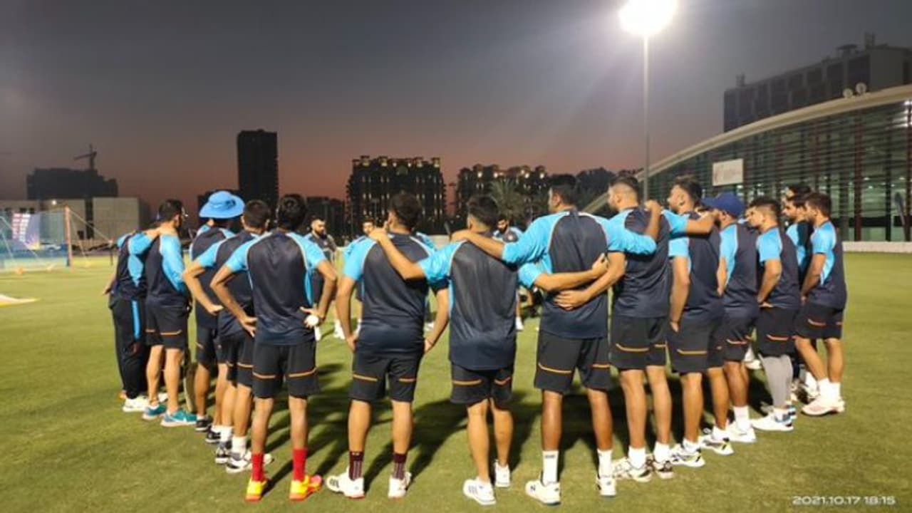 ടി20 ലോകകപ്പ് 2021: ഇന്ത്യ ഇംഗ്ലണ്ട് സന്നാഹ മത്സരം ആവേശപ്പോരാകും; തല്സമയം കാണാന് ഈ വഴികള് ടി20 ലോകകപ്പ് 2021: ഇന്ത്യ ഇംഗ്ലണ്ട് സന്നാഹ മത്സരം ആവേശപ്പോരാകും; തല്സമയം കാണാന് ഈ വഴികള്