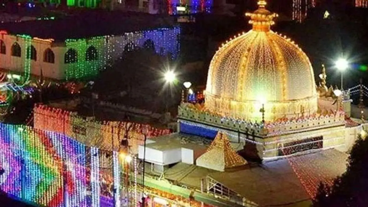 Eid Milad : மிலாடி நபி ஏன் கொண்டாடுகிறோம்? அதன் முக்கியத்துவம் என்ன? Eid Milad : மிலாடி நபி ஏன் கொண்டாடுகிறோம்? அதன் முக்கியத்துவம் என்ன?