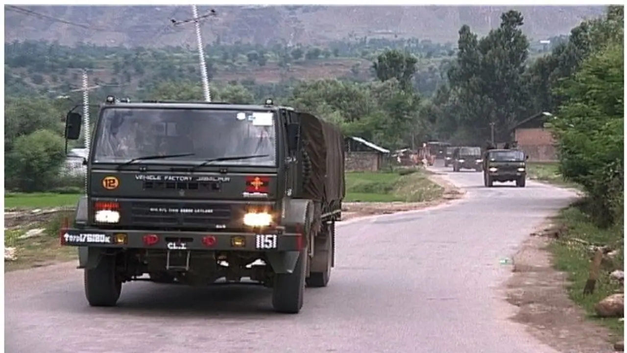 Jammu Kashmir: টহল দেওয়ার সময় প্রাণ গেল ২ ভারতীয় জওয়ানের, LOC র কাছে ল্যান্ডমাইন বিস্ফোরণ Jammu Kashmir: টহল দেওয়ার সময় প্রাণ গেল ২ ভারতীয় জওয়ানের, LOC র কাছে ল্যান্ডমাইন বিস্ফোরণ