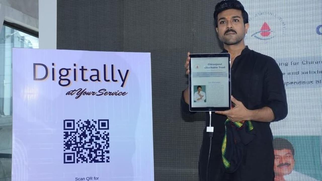 చిరంజీవి చారిటబుల్ ట్రస్ట్ వెబ్సైట్ని లాంచ్ చేసిన రామ్చరణ్.. స్పెషాలిటీ ఏంటంటే.. చిరంజీవి చారిటబుల్ ట్రస్ట్ వెబ్సైట్ని లాంచ్ చేసిన రామ్చరణ్.. స్పెషాలిటీ ఏంటంటే..