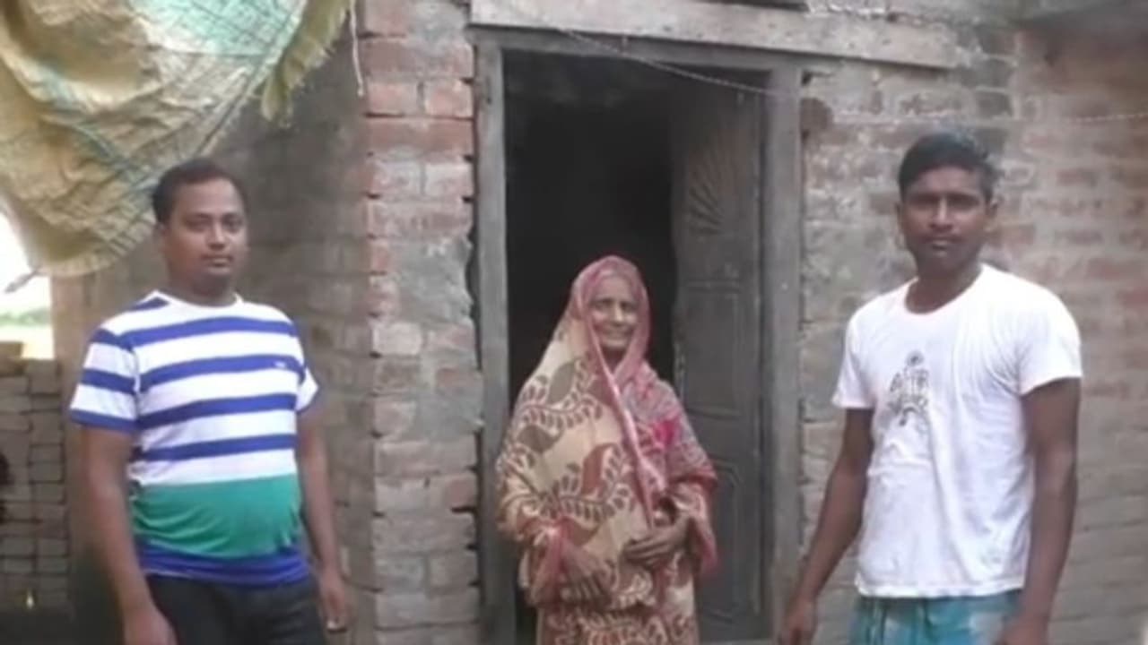 এক টিকিটেই ফিরল ভাগ্য, পরিযায়ী শ্রমিক থেকে রাতারাতি কোটিপতি মাসুদ