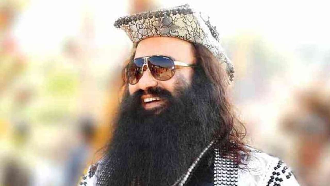 പരോളിലിറങ്ങി മ്യൂസിക് വീഡിയോ പുറത്തിറക്കി ബലാത്സംഗക്കേസിൽ ശിക്ഷിക്കപ്പെട്ട ഗുർമീത് റാം റഹീം