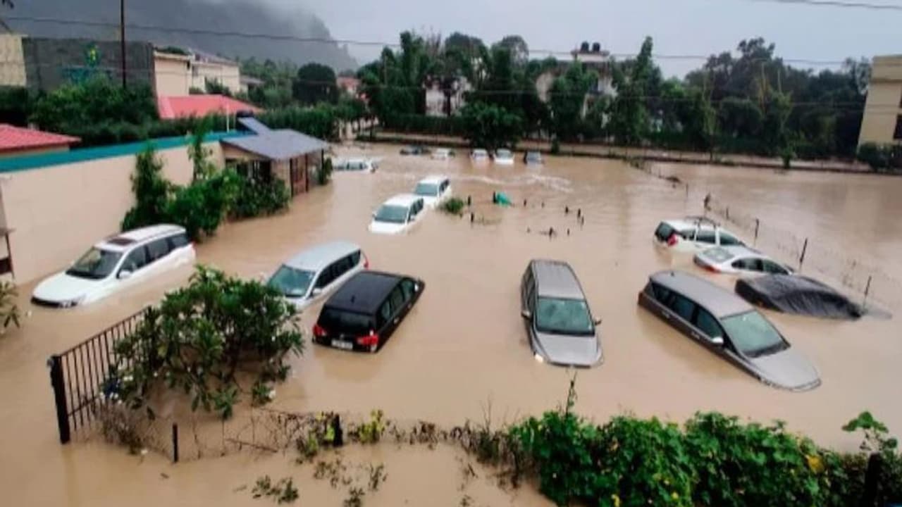 Uttarakhand Rains: ಉತ್ತರಾಖಂಡ, ಮೇಘಸ್ಫೋಟಕ್ಕೆ 42 ಜನ ಬಲಿ! Uttarakhand Rains: ಉತ್ತರಾಖಂಡ, ಮೇಘಸ್ಫೋಟಕ್ಕೆ 42 ಜನ ಬಲಿ!