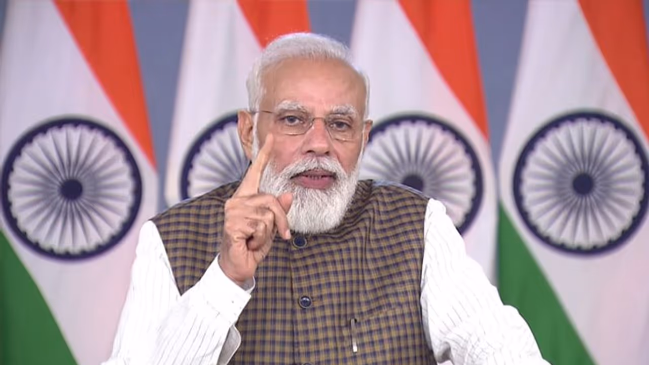 നൂറ് കോടി വാക്സീൻ രാഷ്ട്രീയ നേട്ടമാക്കി ബിജെപി: രണ്ടാം തരംഗത്തിലെ കെടുകാര്യസ്ഥത ഓർമ്മിപ്പിച്ച് കോൺഗ്രസ് നൂറ് കോടി വാക്സീൻ രാഷ്ട്രീയ നേട്ടമാക്കി ബിജെപി: രണ്ടാം തരംഗത്തിലെ കെടുകാര്യസ്ഥത ഓർമ്മിപ്പിച്ച് കോൺഗ്രസ്