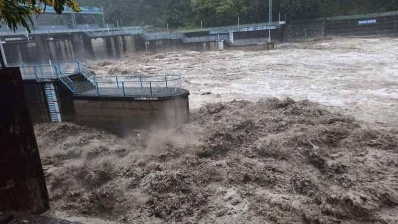 Uttarakhand Updates উত্তরাখন্ড জুড়ে হাহাকার, বাড়ছে মৃত্যু, নিখোঁজ একাধিক