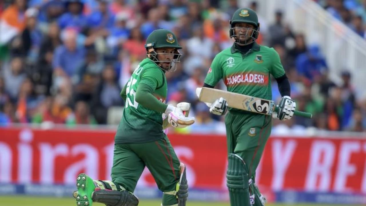 2021ம் ஆண்டின் சிறந்த ஒருநாள் லெவன்..! ஐசிசி தேர்வு செய்த அணியில் ஒரு இந்திய வீரர் கூட இல்ல