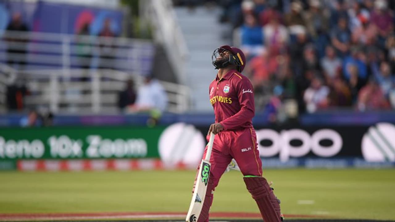 டி20 உலக கோப்பையிலிருந்து காயத்தால் விலகிய ஆல்ரவுண்டர்..! வெஸ்ட் இண்டீஸ் அணிக்கு மரண அடி டி20 உலக கோப்பையிலிருந்து காயத்தால் விலகிய ஆல்ரவுண்டர்..! வெஸ்ட் இண்டீஸ் அணிக்கு மரண அடி