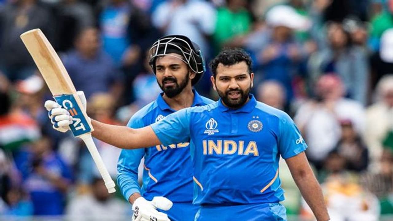 Rohit Sharma: భారత క్రికెట్ జట్టు టీ20 కెప్టెన్గా రోహిత్ శర్మ.. కివీస్ టూర్ నుంచి బాధ్యతలు Rohit Sharma: భారత క్రికెట్ జట్టు టీ20 కెప్టెన్గా రోహిత్ శర్మ.. కివీస్ టూర్ నుంచి బాధ్యతలు