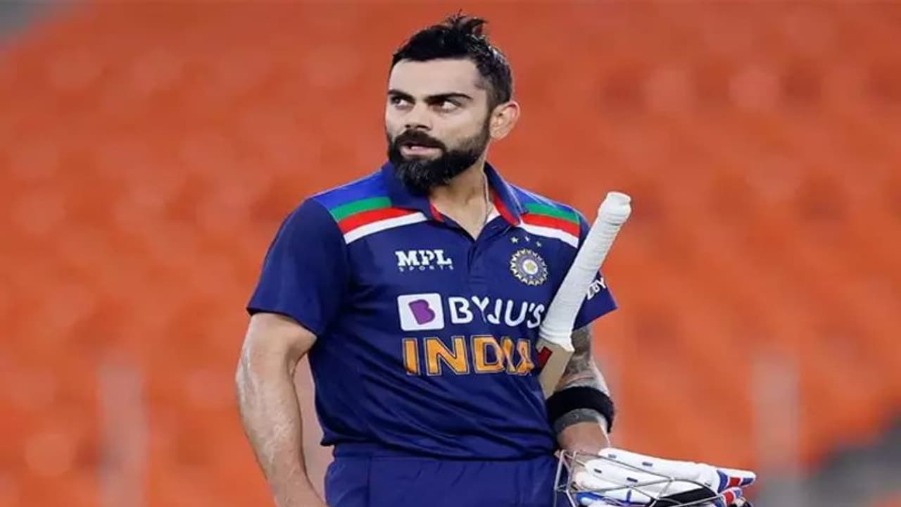 T20 World Cup 2021 IND vs SCO: लगातार 2 जीत के बाद सोशल मीडिया पर टीम इंडिया के सपोर्ट में आए फैंस T20 World Cup 2021 IND vs SCO: लगातार 2 जीत के बाद सोशल मीडिया पर टीम इंडिया के सपोर्ट में आए फैंस