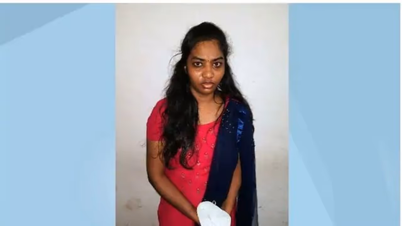 വീട്ടമ്മയുടെ നഗ്നദൃശ്യം പ്രചരിപ്പിച്ച കേസ്; ഫേസ്ബുക്ക് അക്കൌണ്ട് ഉടമകളും പ്രതികളാകും വീട്ടമ്മയുടെ നഗ്നദൃശ്യം പ്രചരിപ്പിച്ച കേസ്; ഫേസ്ബുക്ക് അക്കൌണ്ട് ഉടമകളും പ്രതികളാകും