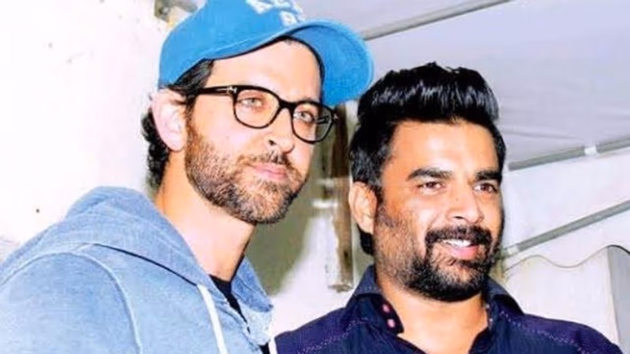 R Madhavan praises Hrithik Roshan for Vikram Vedha; says, 'He is going to rule the world' R Madhavan praises Hrithik Roshan for Vikram Vedha; says, 'He is going to rule the world'