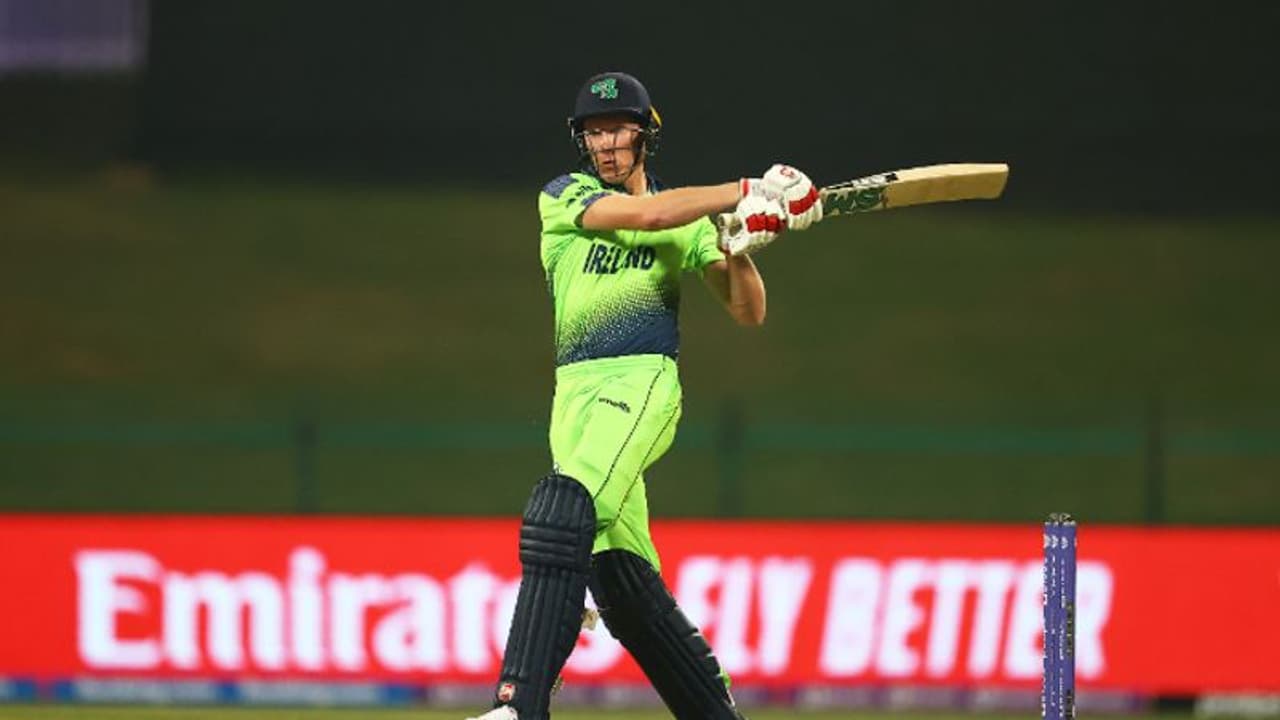 ടി20 ലോകകപ്പ്: യോഗ്യതാ റൗണ്ട് ക്ലൈമാക്സില്; സൂപ്പർ 12 ചിത്രം ഇന്ന് തെളിയും ടി20 ലോകകപ്പ്: യോഗ്യതാ റൗണ്ട് ക്ലൈമാക്സില്; സൂപ്പർ 12 ചിത്രം ഇന്ന് തെളിയും