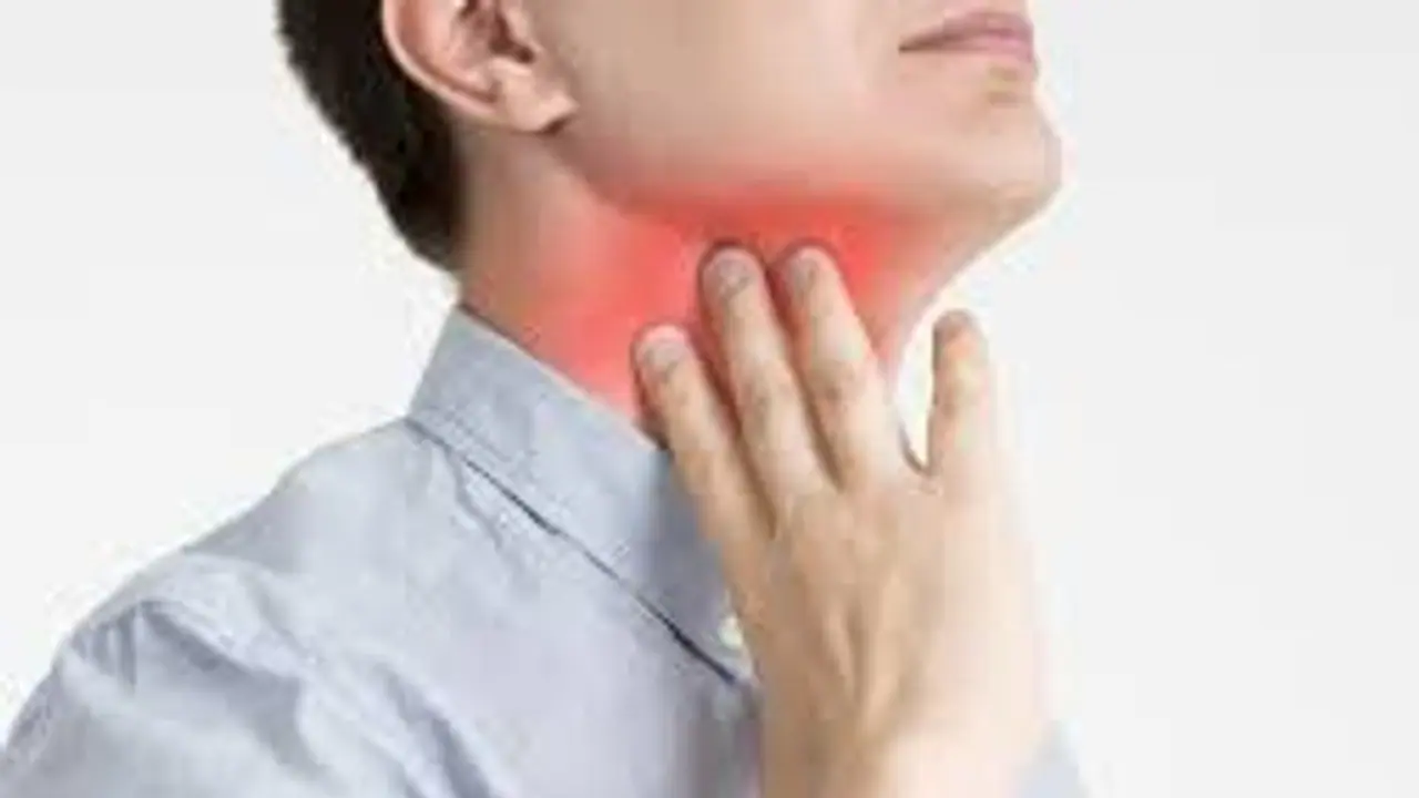 Thyroid Day : തൈറോയ്ഡ് പ്രശ്നമുണ്ടോ? എങ്കില്‍ ഒഴിവാക്കേണ്ട ഭക്ഷണങ്ങള്‍