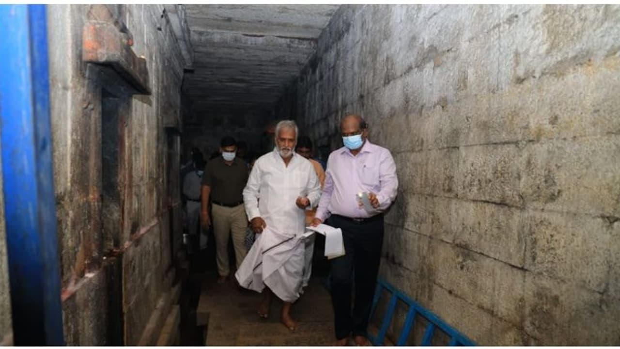 அடுத்ததாக கோயில்கள் இணைப்பு... கேப் விடாமல் அடிச்சுத் தூக்கும் அமைச்சர் சேகர்பாபு..!