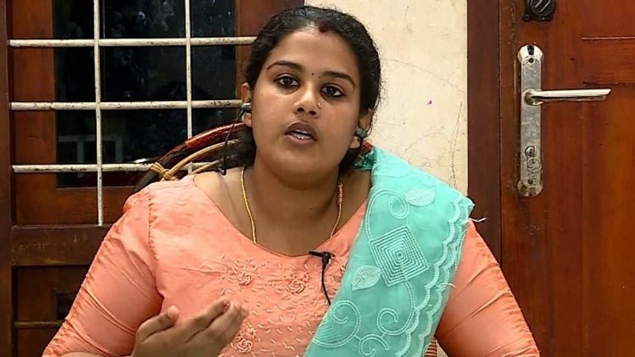 ദത്തെടുക്കൽ വിവാദം പ്രതിപക്ഷം ഇന്ന് സഭയിലുന്നയിക്കും, മുഖ്യമന്ത്രിയുടെ പ്രതികരണത്തിന് സാധ്യത