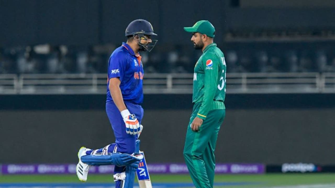 ടി20 ലോകകപ്പ്: ഷഹീന്‍ അഫ്രീദിയുടെ ഇരട്ട പ്രഹരം; ഇന്ത്യക്ക് രോഹിത് ശര്‍മ്മയെയും കെ എല്‍ രാഹുലിനേയും നഷ്‌ടം