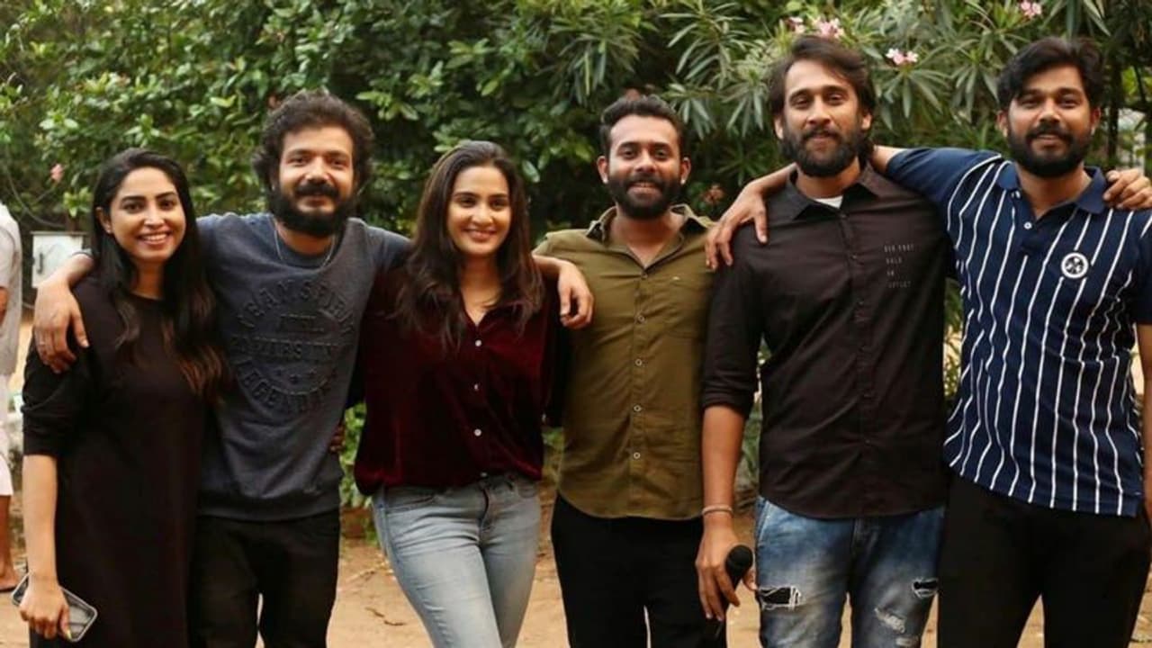 'അങ്ങനെ ഒരു സ്വപ്‍നം കൂടി സഫലമായി'; സന്തോഷം പങ്കുവച്ച് അമേയ മാത്യു