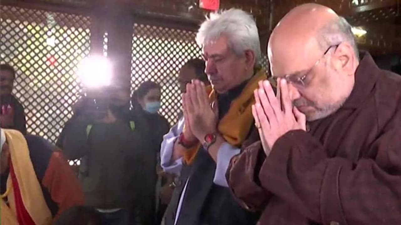 बुलेटप्रुफ हटाकर बोले अमित शाह मैं पाकिस्तान से नहीं, आपसे बात करने आया हूं