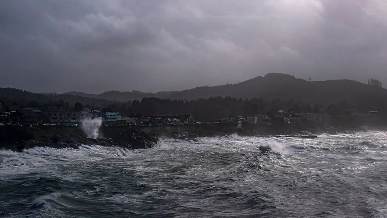 ಅಮೆರಿಕಕ್ಕೆ ಬಾಂಬ್‌ ಸೈಕ್ಲೋನ್‌ ಭೀತಿ: ಮೈನಸ್‌ 40 ಡಿಗ್ರಿವರೆಗೂ ಕುಸಿದ ತಾಪಮಾನ; ಎಲ್ಲ 51 ರಾಜ್ಯಗಳಿಗೂ ಎಫೆಕ್ಟ್..! 