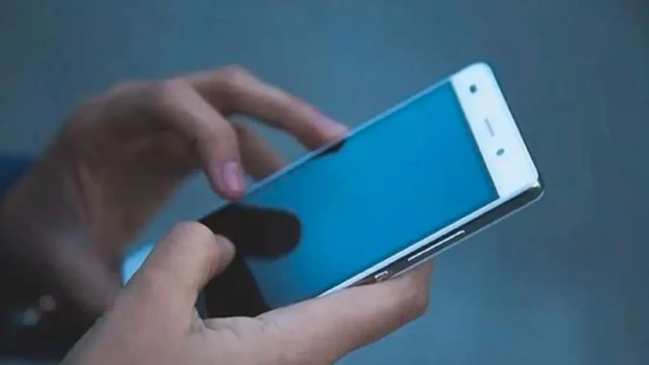 Woman Nude Video Viral: ಮಹಿಳೆಯ ನಗ್ನ ವಿಡಿಯೋ ವೈರಲ್ ಮಾಡಿದ ಬಿಜೆಪಿ ಮುಖಂಡ Woman Nude Video Viral: ಮಹಿಳೆಯ ನಗ್ನ ವಿಡಿಯೋ ವೈರಲ್ ಮಾಡಿದ ಬಿಜೆಪಿ ಮುಖಂಡ