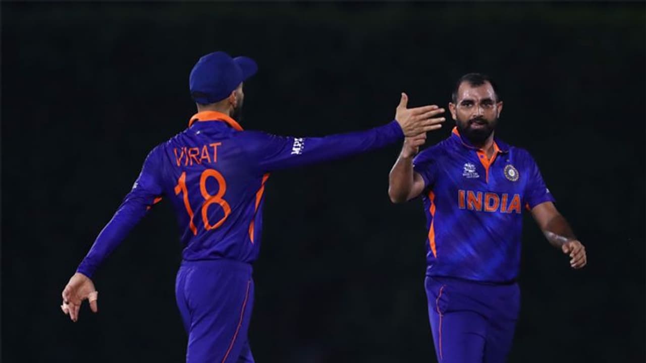 ടി20 ലോകകപ്പ്: വിദ്വേഷ പ്രചാരണം; മുഹമ്മദ് ഷമിക്ക് പരോക്ഷ പിന്തുണയുമായി ബിസിസിഐ ടി20 ലോകകപ്പ്: വിദ്വേഷ പ്രചാരണം; മുഹമ്മദ് ഷമിക്ക് പരോക്ഷ പിന്തുണയുമായി ബിസിസിഐ