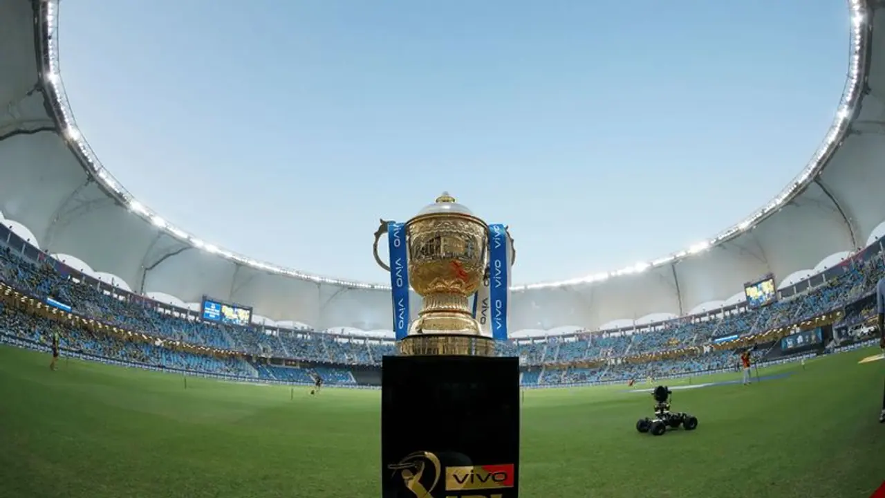 ഐപിഎല് ടീമിനെ സ്വന്തമാക്കിയ സിവിസി ക്യാപിറ്റലിന് വാതുവെപ്പ് ബന്ധമെന്ന് ആരോപണം, പരാതിയുമായി അദാനി ഗ്രൂപ്പ് ഐപിഎല് ടീമിനെ സ്വന്തമാക്കിയ സിവിസി ക്യാപിറ്റലിന് വാതുവെപ്പ് ബന്ധമെന്ന് ആരോപണം, പരാതിയുമായി അദാനി ഗ്രൂപ്പ്