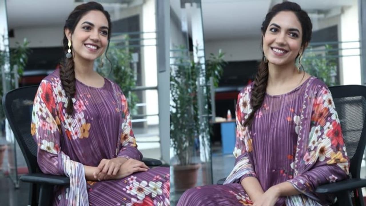 పెళ్లిపై తనదే ఫైనల్ డిసీషన్ అంటోన్న రీతూ వర్మ.. వెడ్డింగ్ ఎప్పుడో కూడా చెప్పేసిందిగా.. పెళ్లిపై తనదే ఫైనల్ డిసీషన్ అంటోన్న రీతూ వర్మ.. వెడ్డింగ్ ఎప్పుడో కూడా చెప్పేసిందిగా..