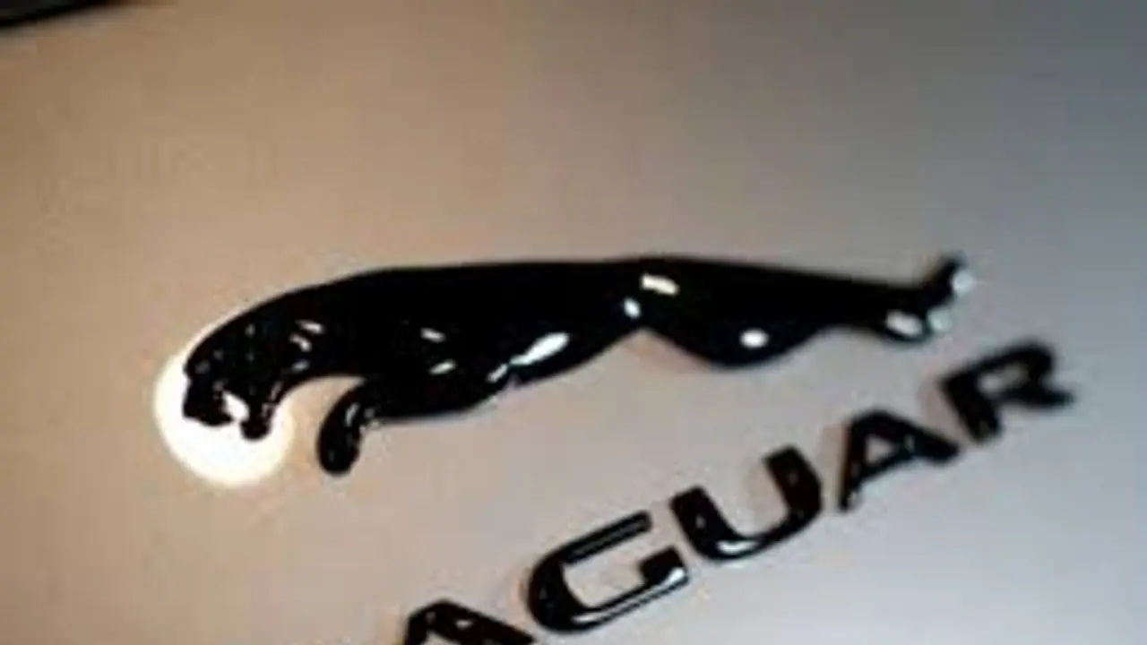 टाटा के स्वामित्व वाली Jaguar नया स्वदेशी ईवी प्लेटफॉर्म करेगी विकसित, Porsche और Bentley को टक्कर देंगी कारें टाटा के स्वामित्व वाली Jaguar नया स्वदेशी ईवी प्लेटफॉर्म करेगी विकसित, Porsche और Bentley को टक्कर देंगी कारें