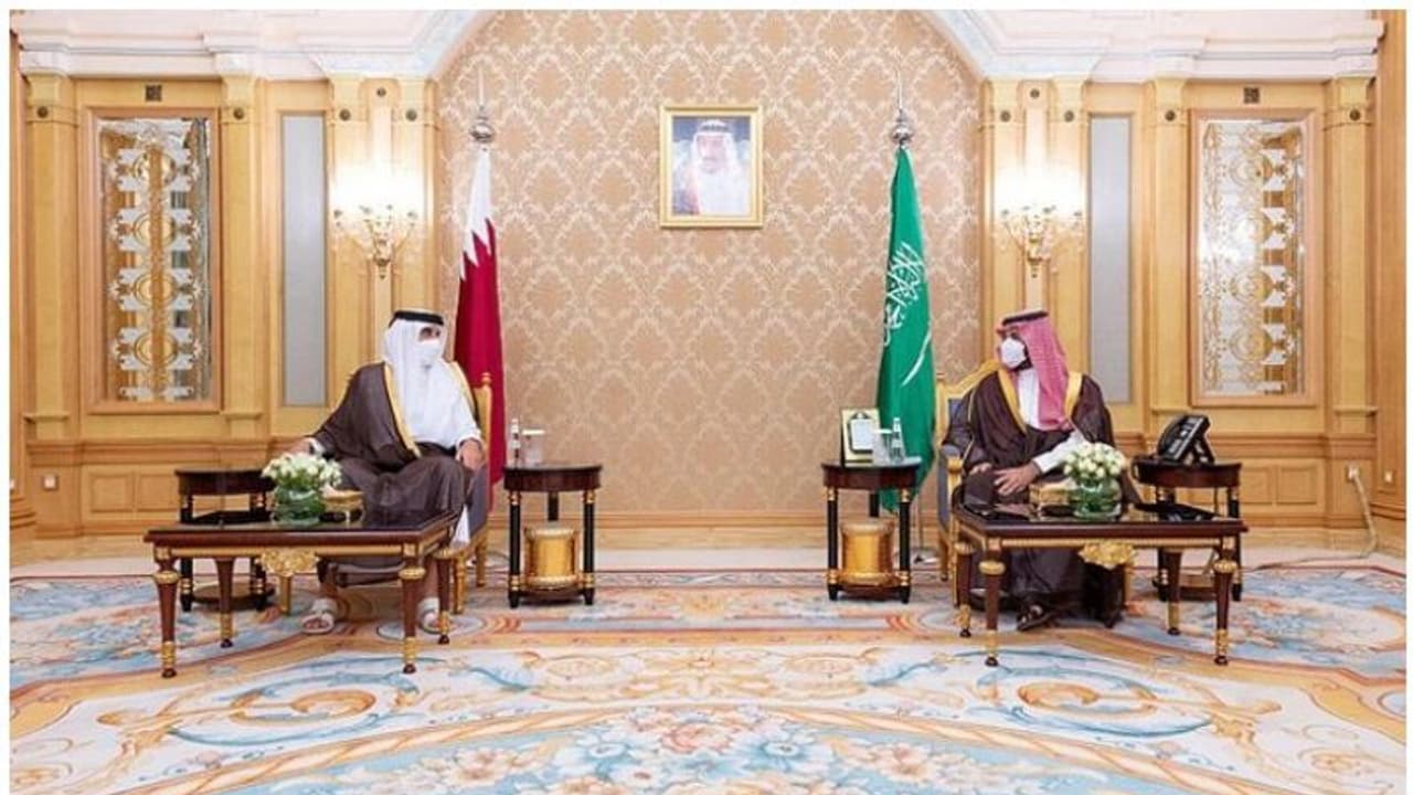 സൗദി കിരീടാവകാശിയും ഖത്തര് അമീറും കൂടിക്കാഴ്ച നടത്തി സൗദി കിരീടാവകാശിയും ഖത്തര് അമീറും കൂടിക്കാഴ്ച നടത്തി