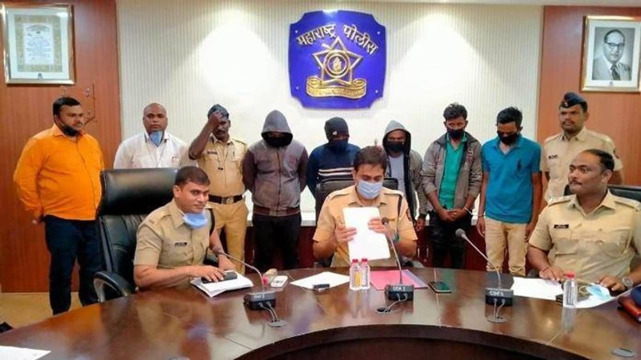 സുകുമാരക്കുറുപ്പ് മോഡൽ, 37 കോടിയുടെ ഇൻഷുറൻസ് തുക തട്ടാൻ മൂർഖൻ കടിച്ച് മരിച്ചുവെന്ന നാടകം, നാടകീയ അന്ത്യം