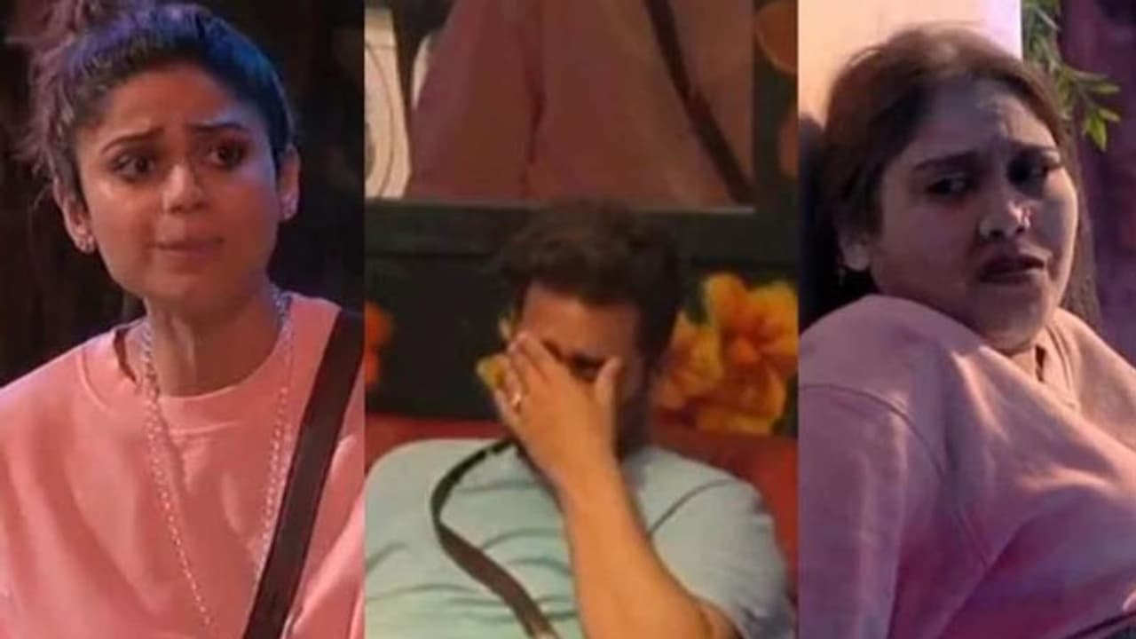Bigg Boss 15: घर में हुआ हाई वोल्टेज ड्रामा, एक दूसरे की बेइज्जती करने कंटेस्टेंट्स ने नहीं छोड़ी कोई कसर Bigg Boss 15: घर में हुआ हाई वोल्टेज ड्रामा, एक दूसरे की बेइज्जती करने कंटेस्टेंट्स ने नहीं छोड़ी कोई कसर